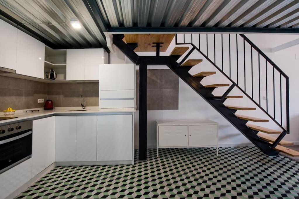 דירות סביליה Pop Art Feria Luminoso Duplex Con Terraza Privada מראה חיצוני תמונה